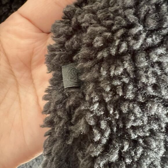 Lululemon Sz 4 Textured Fleece Button Jacket Black - Picture 9 of 9